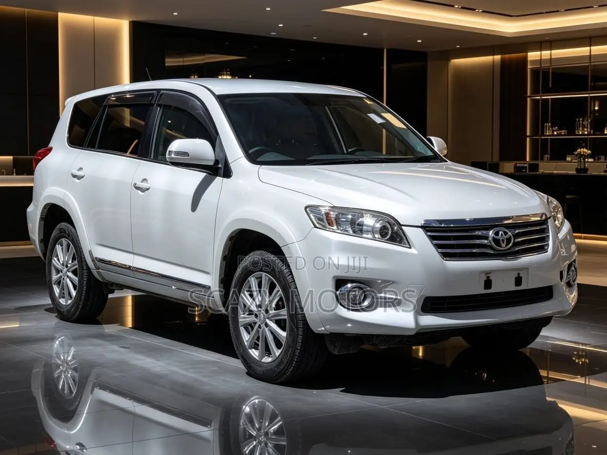 Toyota Vanguard 2012 White