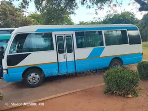 Toyota Coaster 2004 White