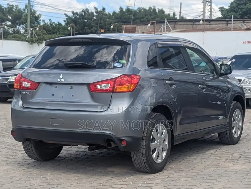 Mitsubishi RVR 2.0 2012 Gray
