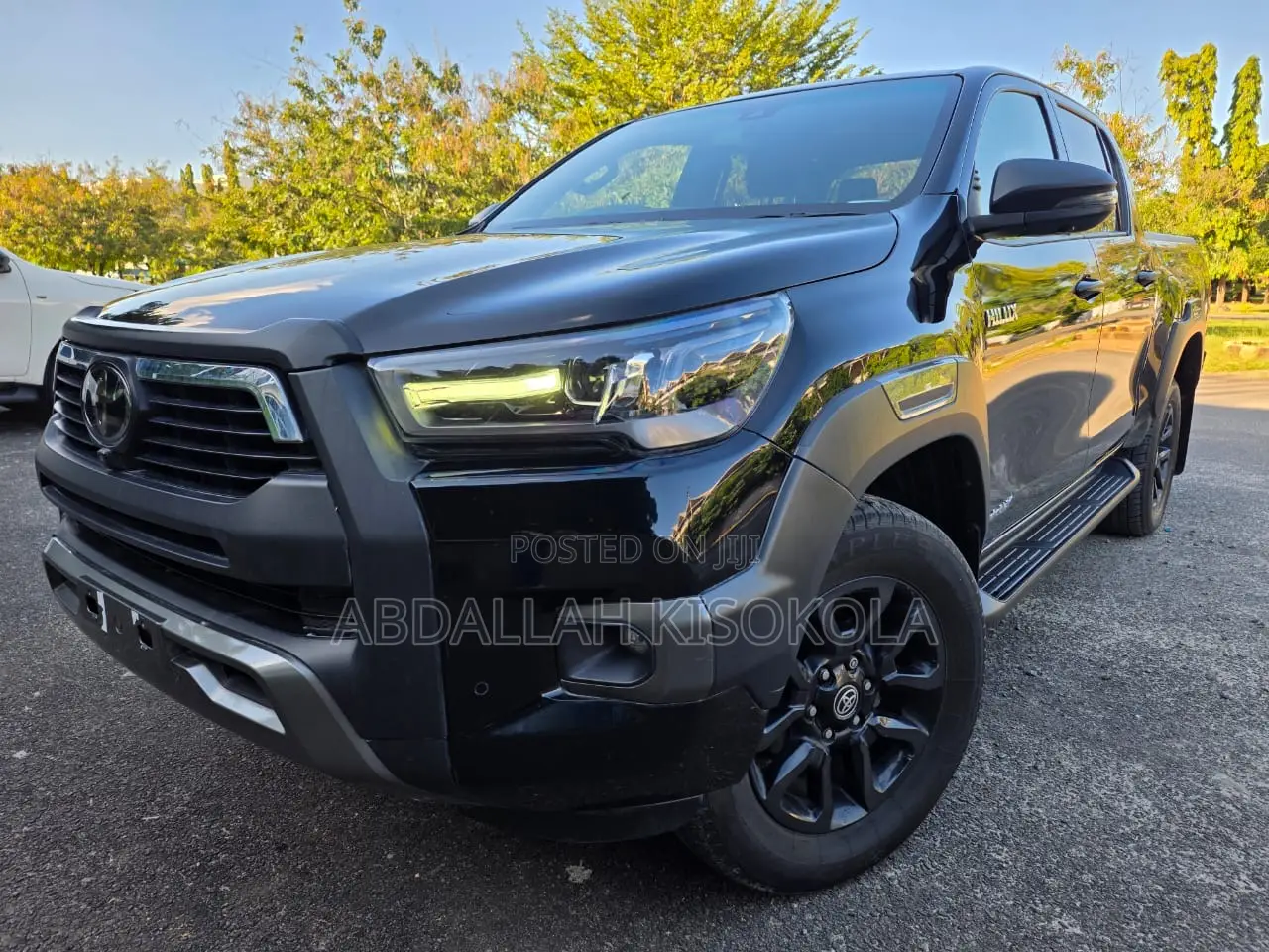 Toyota Hilux Revo Double Cab Deisel 2.8 AWD 2022 Black