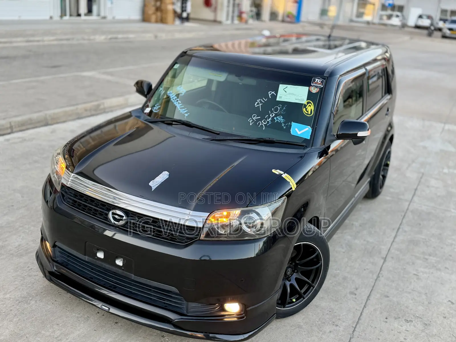 Toyota Corolla Rumion Hatchback 1.8 FWD 2011 Black