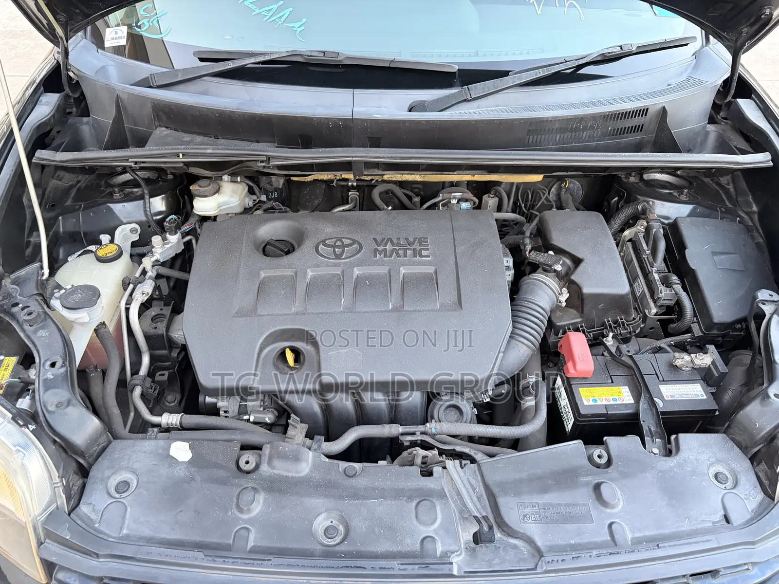 Toyota Corolla Rumion Hatchback 1.8 FWD 2011 Black