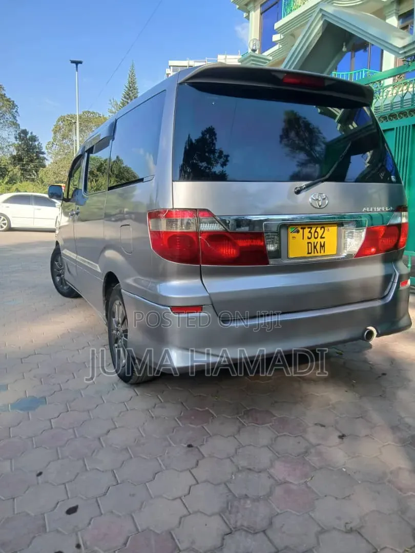Toyota Alphard 2006 Gray