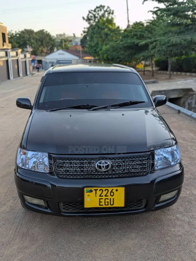 Toyota Succeed 2004 Black