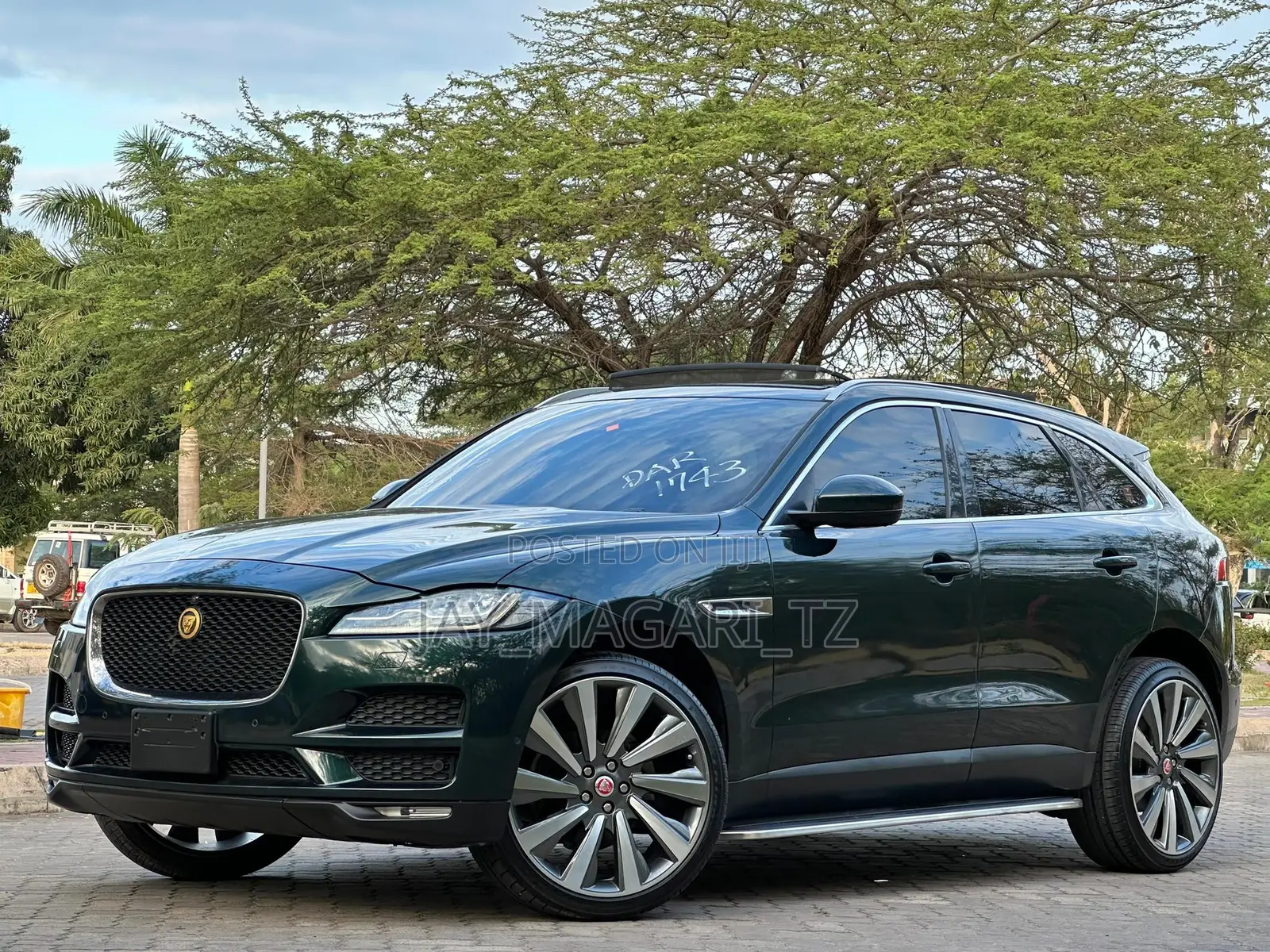 Jaguar F-Pace 2017 Green