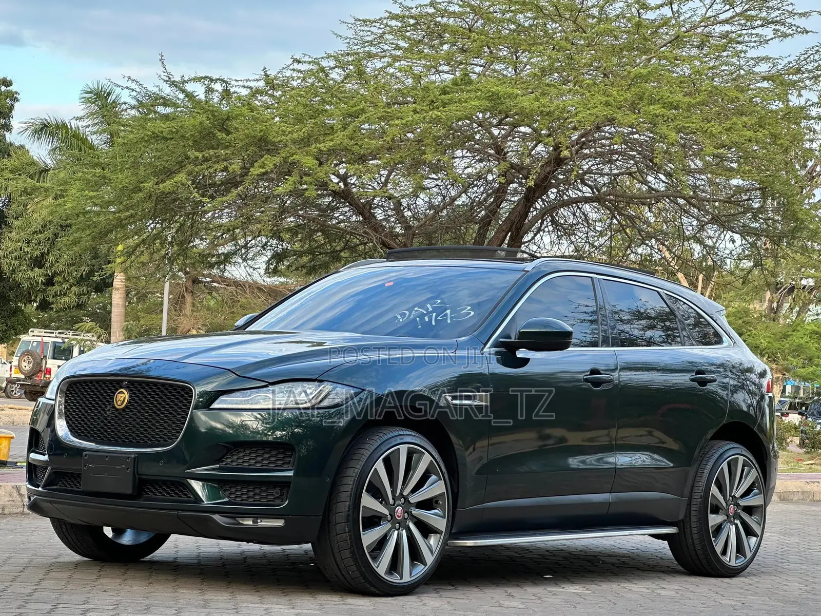 Jaguar F-Pace 2017 Green