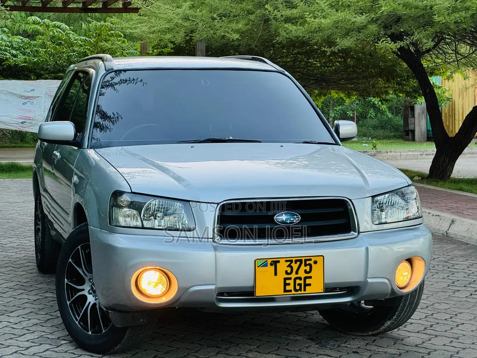 Subaru Forester 2004 Silver