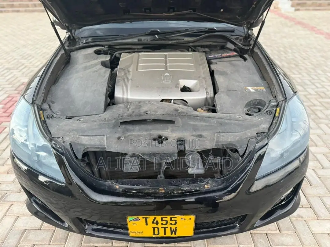 Toyota Crown 2009 Black