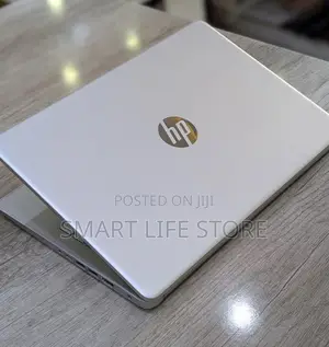 New Laptop HP 14S 8GB Intel Core i3 SSD 256GB
