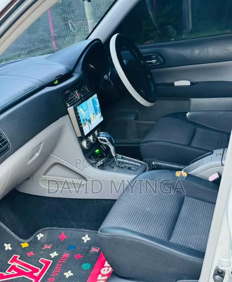 Subaru Forester 2004 Gray