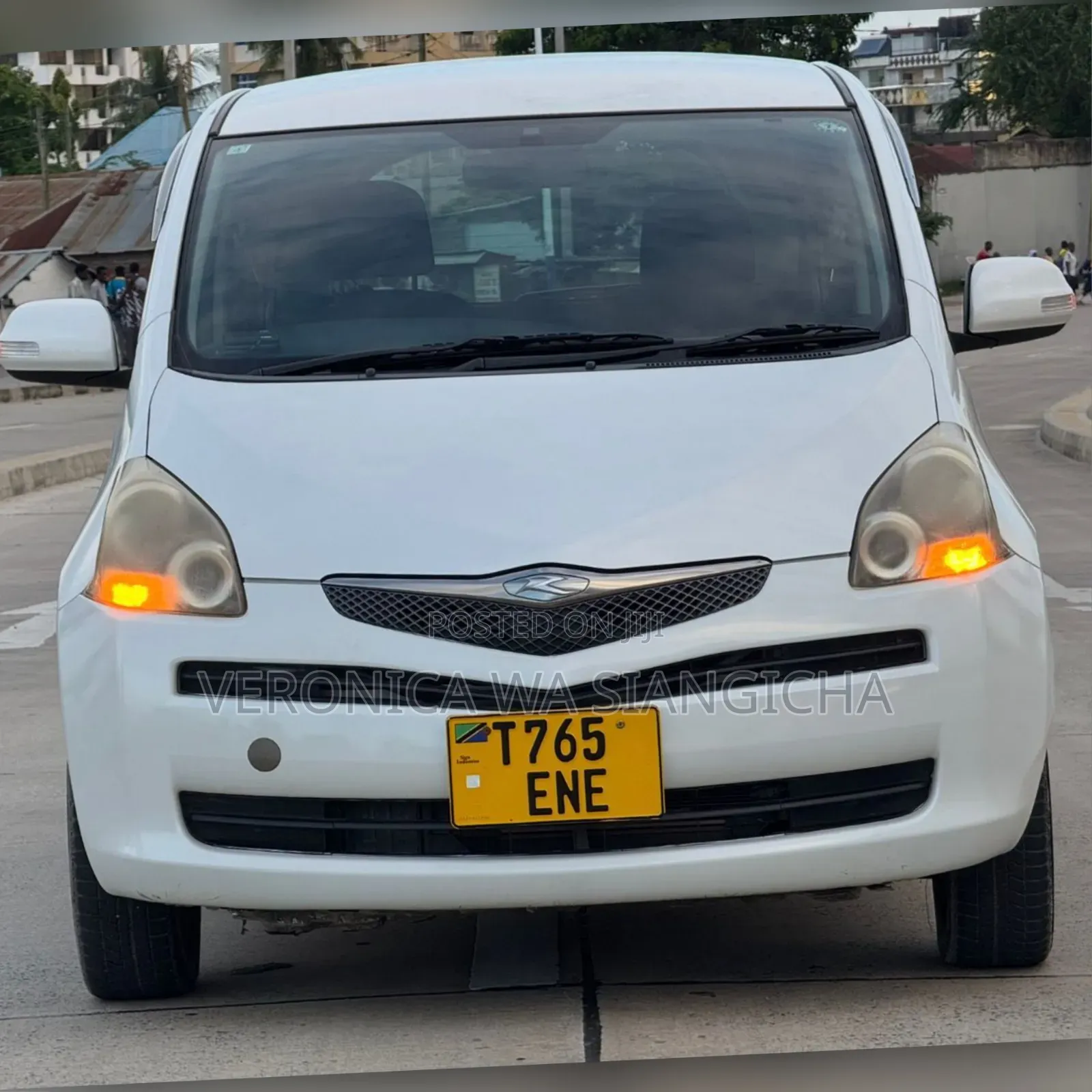 Toyota Ractis 2009 White