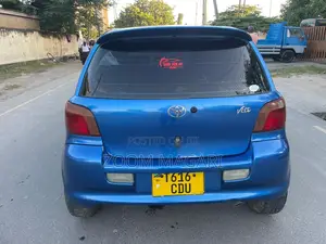 Toyota Vitz 2001 Blue