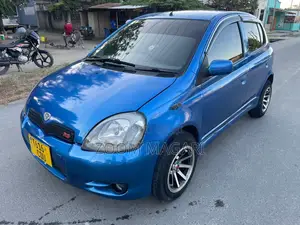 Toyota Vitz 2001 Blue