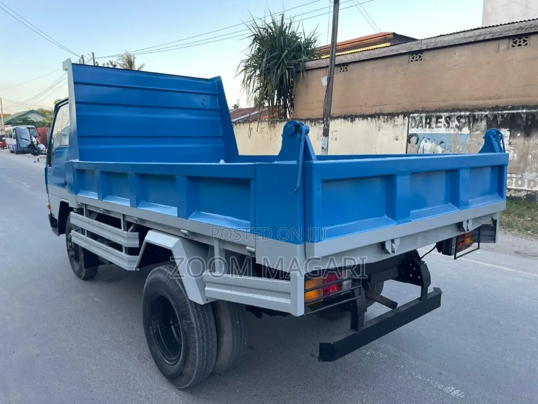 Mitsubishi Canter