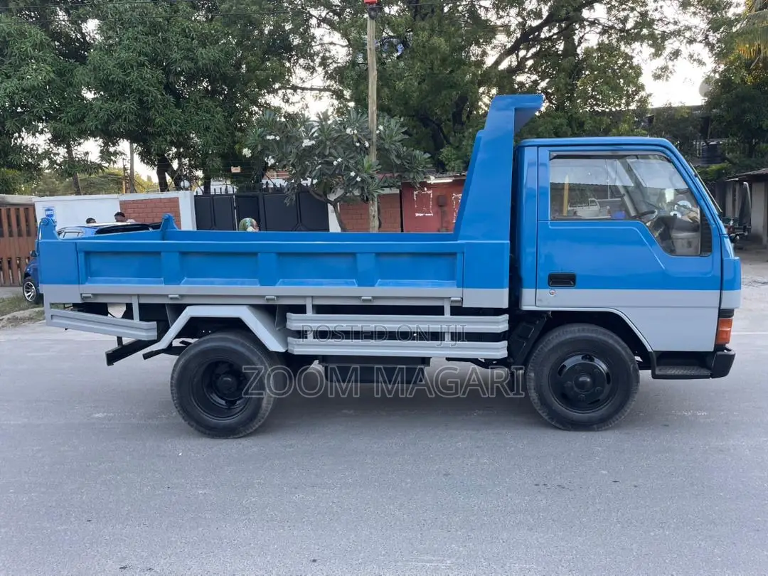 Mitsubishi Canter