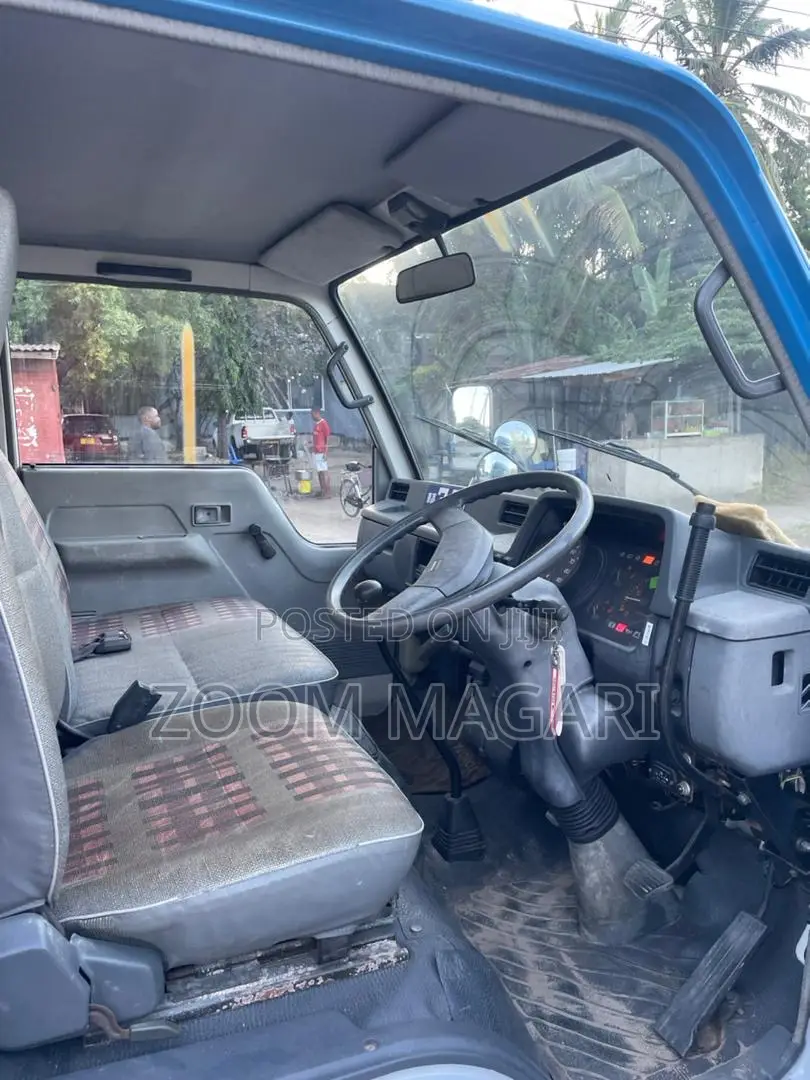Mitsubishi Canter