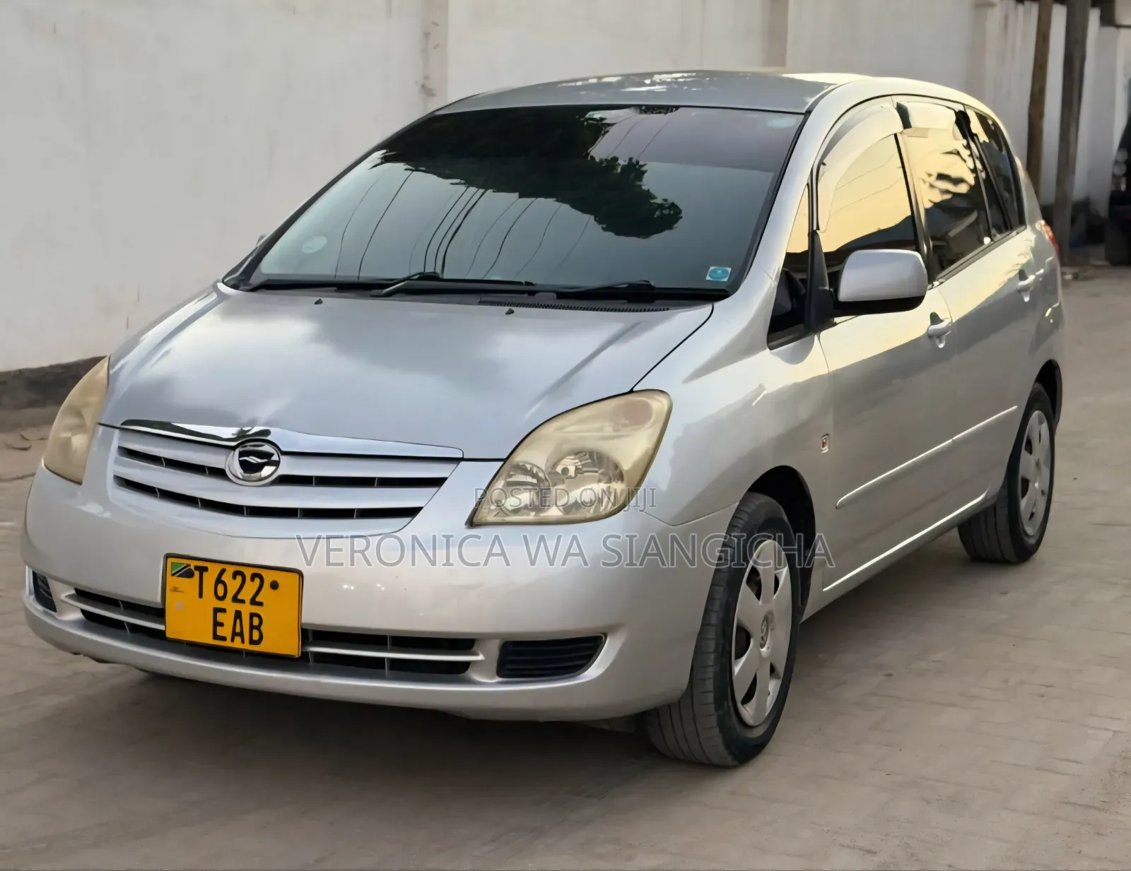 Toyota Corolla Spacio 2004
