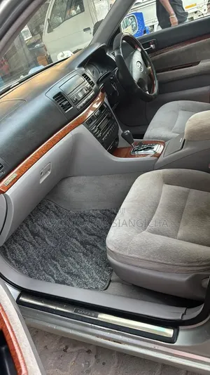 Toyota Mark II 2004