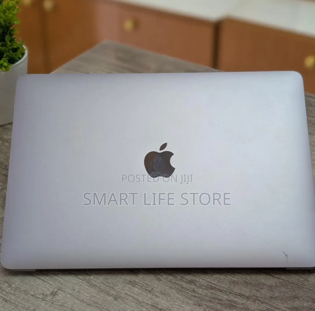 New Laptop Apple MacBook 2015 8GB Intel Core i5 SSD 128GB