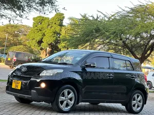 Toyota IST 2010 Black