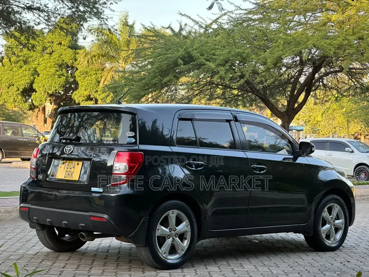 Toyota IST 2010 Black