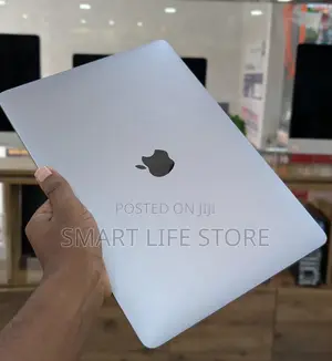 New Laptop Apple MacBook Air 2020 8GB Intel SSD 256GB