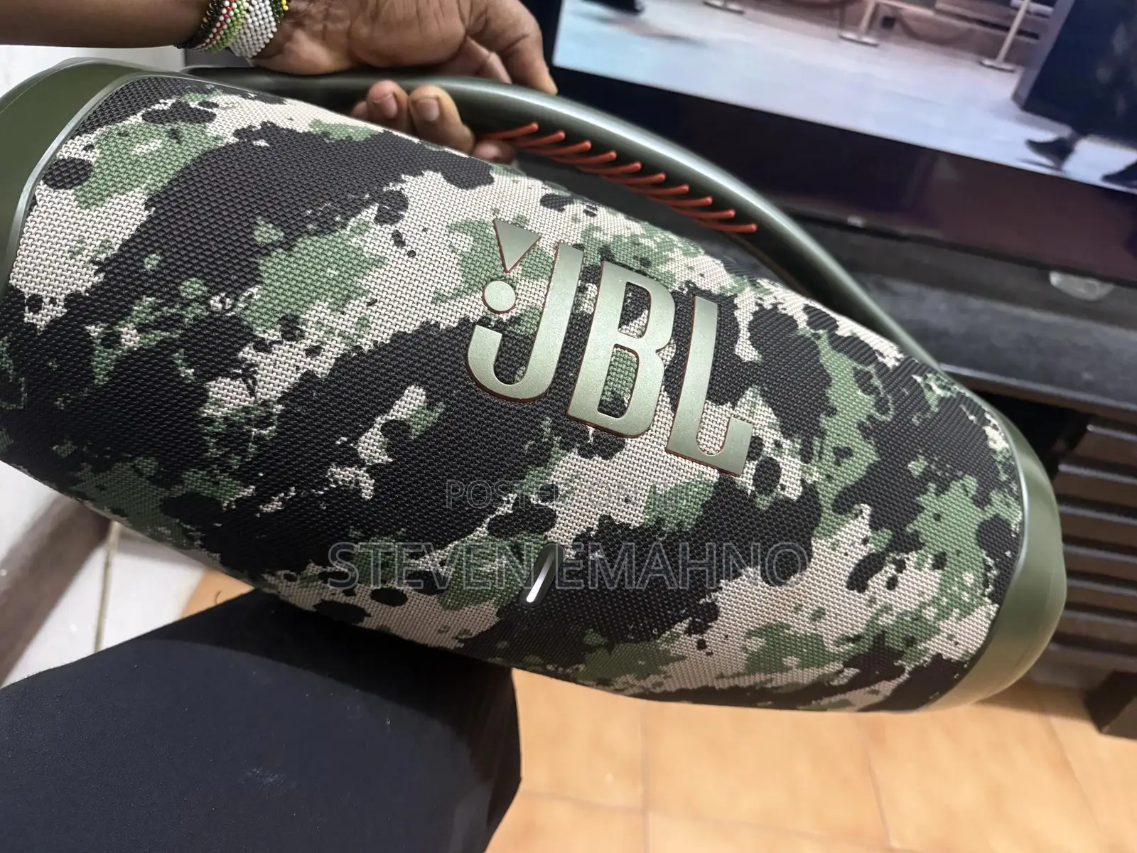 JBL Boombox3