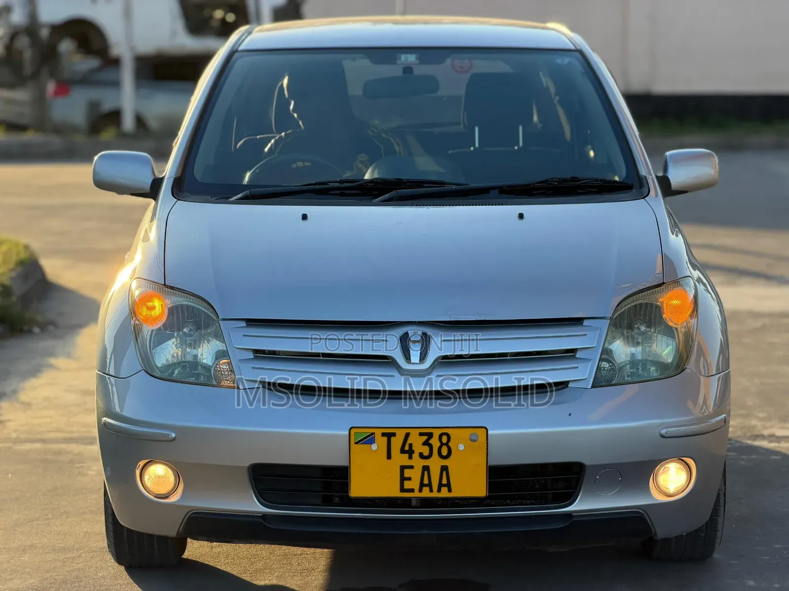 Toyota IST 2004 Silver