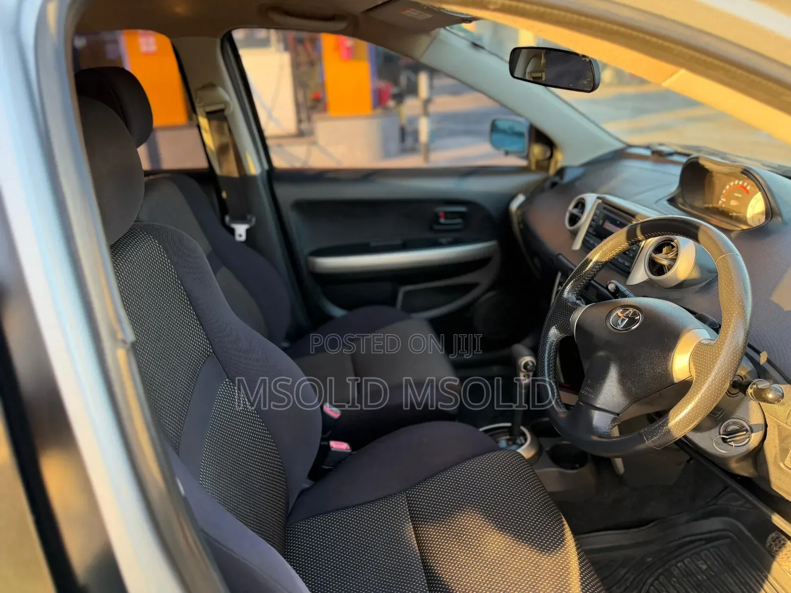 Toyota IST 2004 Silver