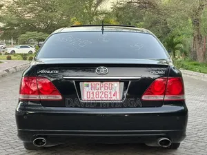 Toyota Crown 2006 Black