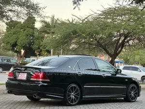 Toyota Crown 2006 Black