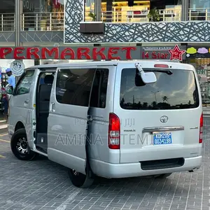 Toyota HiAce 2008 Silver