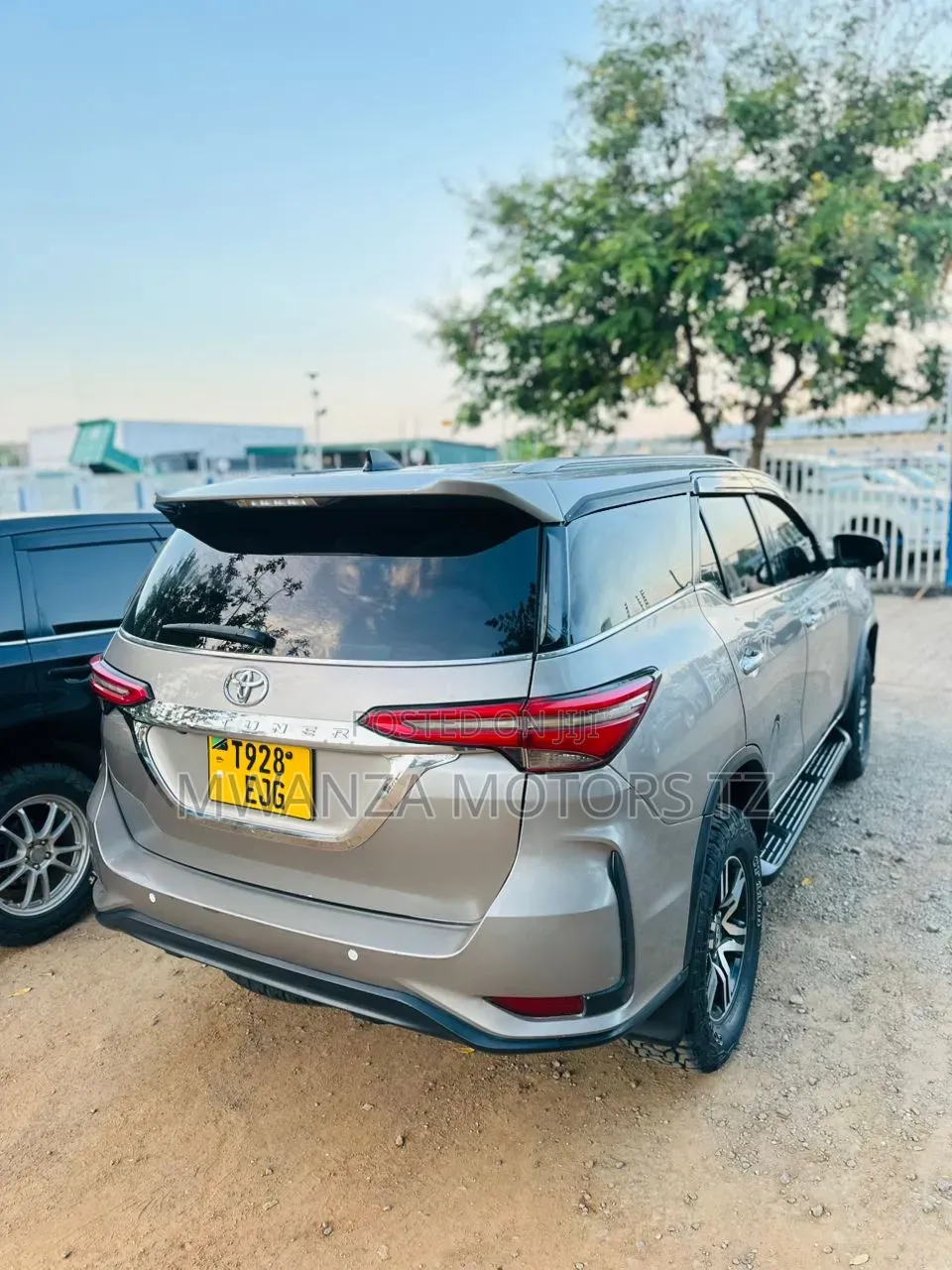 Toyota Fortuner 2019 Gray