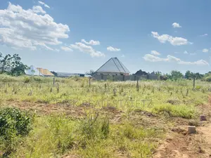 Viwanja Vinauzwa Kisesa - Kanyama (Karibu Na Chuo Cha Afya City Colege