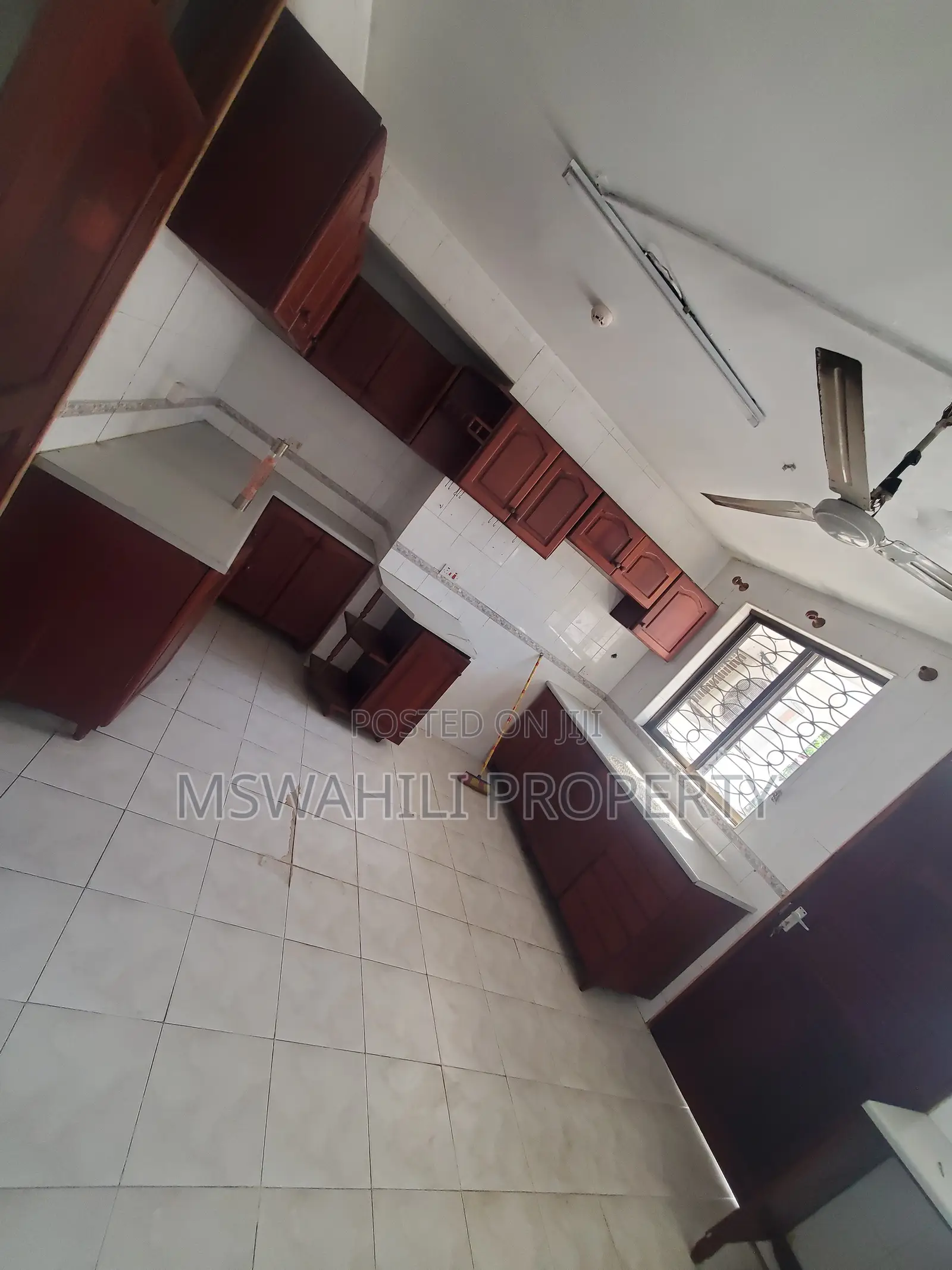 5bdrm House in Masaki for rent