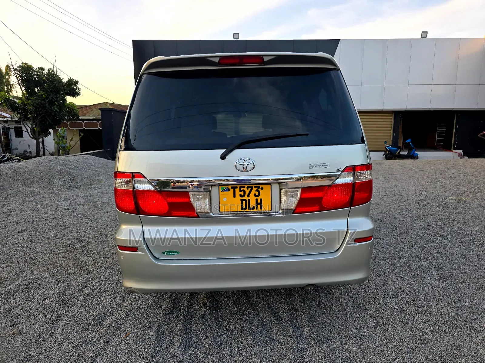 Toyota Alphard 2004 Beige