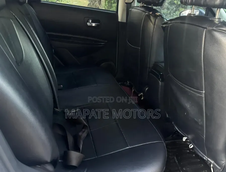 Toyota RAV4 2.5 2011 White