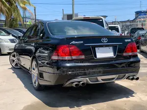 Toyota Crown 2005 Black