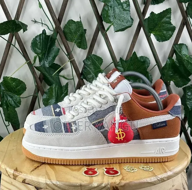 Nike Air Force 1 Dollars Currency Edition