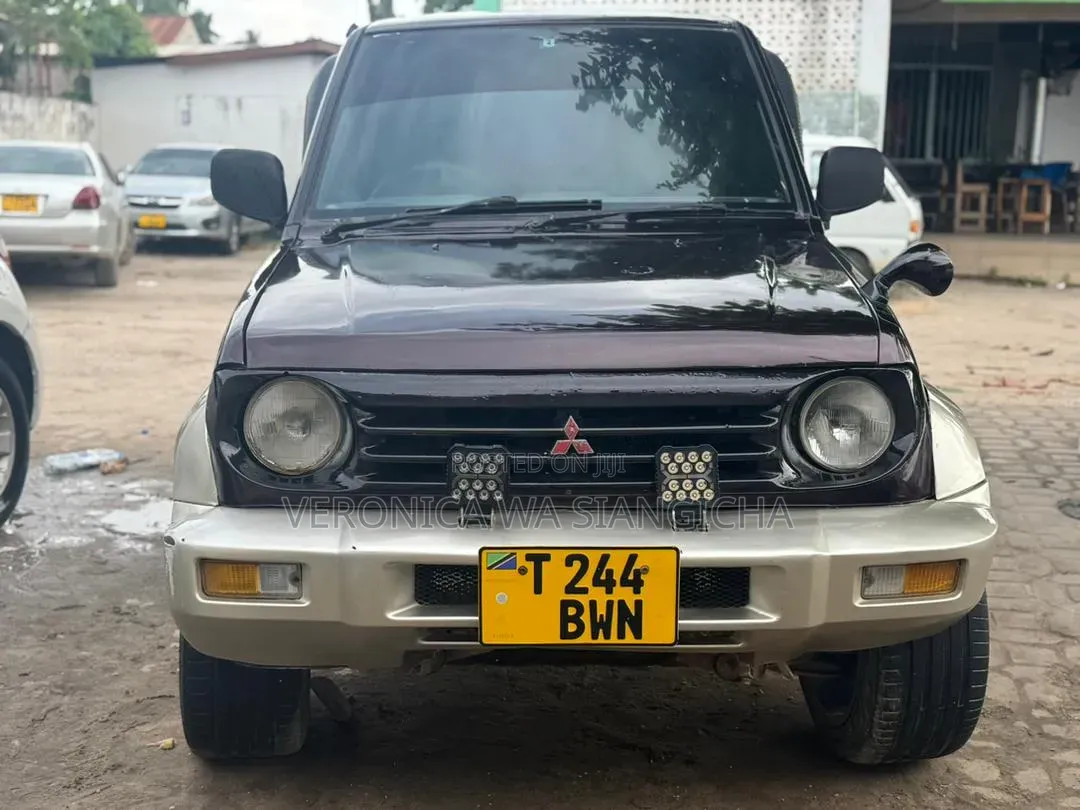 Mitsubishi Pajero 2005