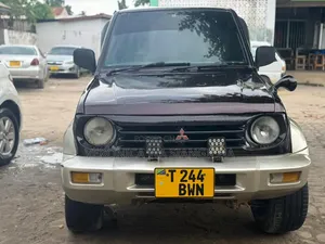 Mitsubishi Pajero 2005