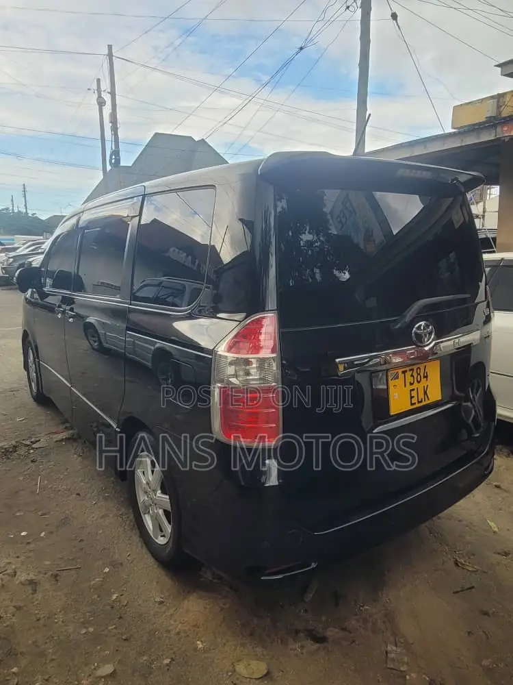 Toyota Noah 2008 Black