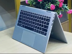 New Laptop HP EliteBook 830 G8 8GB Intel Core i7 SSD 256GB
