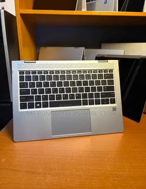 New Laptop HP EliteBook x360 830 G6 16GB Intel Core i7 SSD 256GB