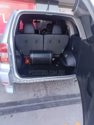 Toyota RAV4 Automatic 2004 Silver