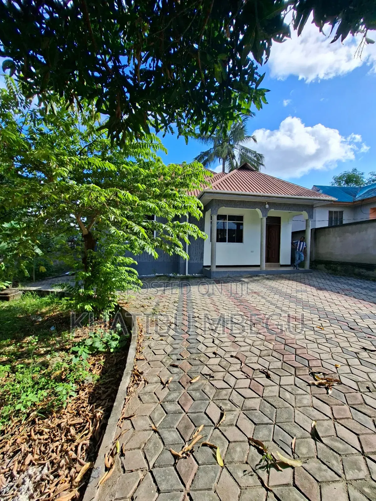 Inapangishwa