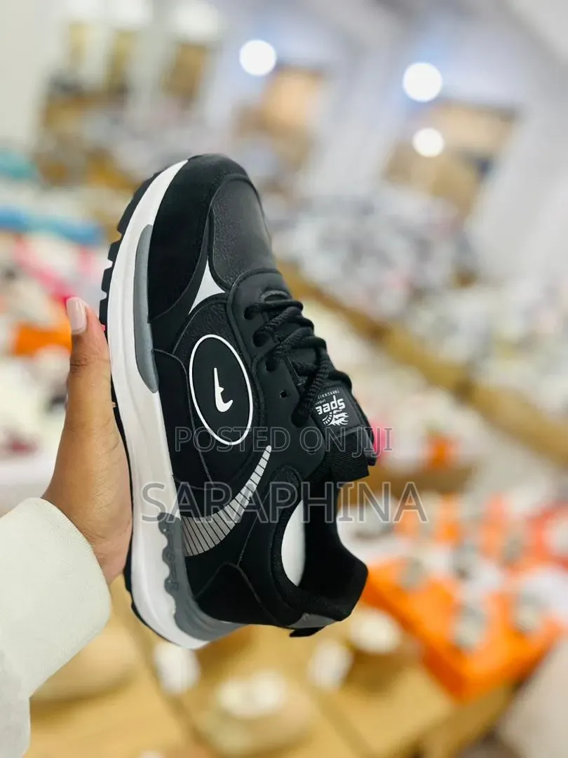 Sneakers Kali Za Kiume Soft Soul