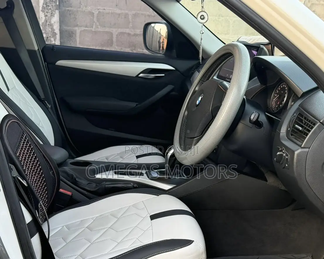 BMW X1 2012 Pearl