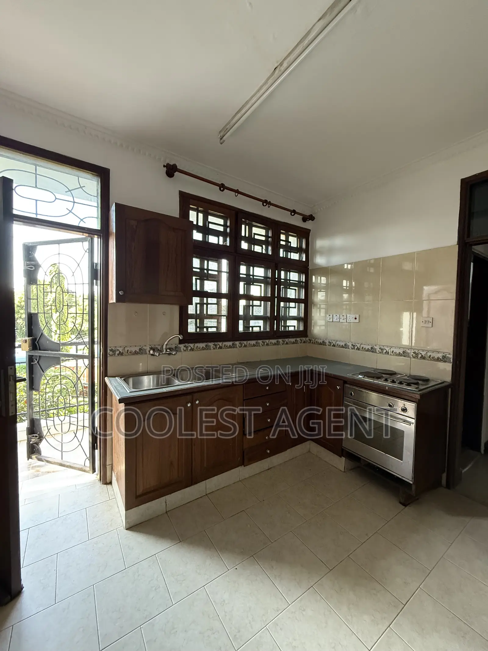 3bdrm Apartment in Coolest Estate, Masaki for rent