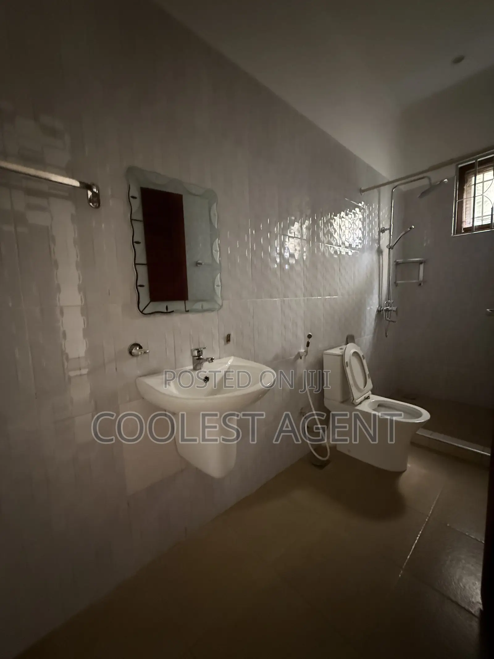 3bdrm Apartment in Coolest Estate, Msasani for rent